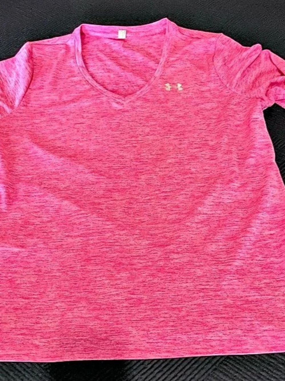 Under Armour Long Sleeve Athletic Top in Pink Size Medium Like New